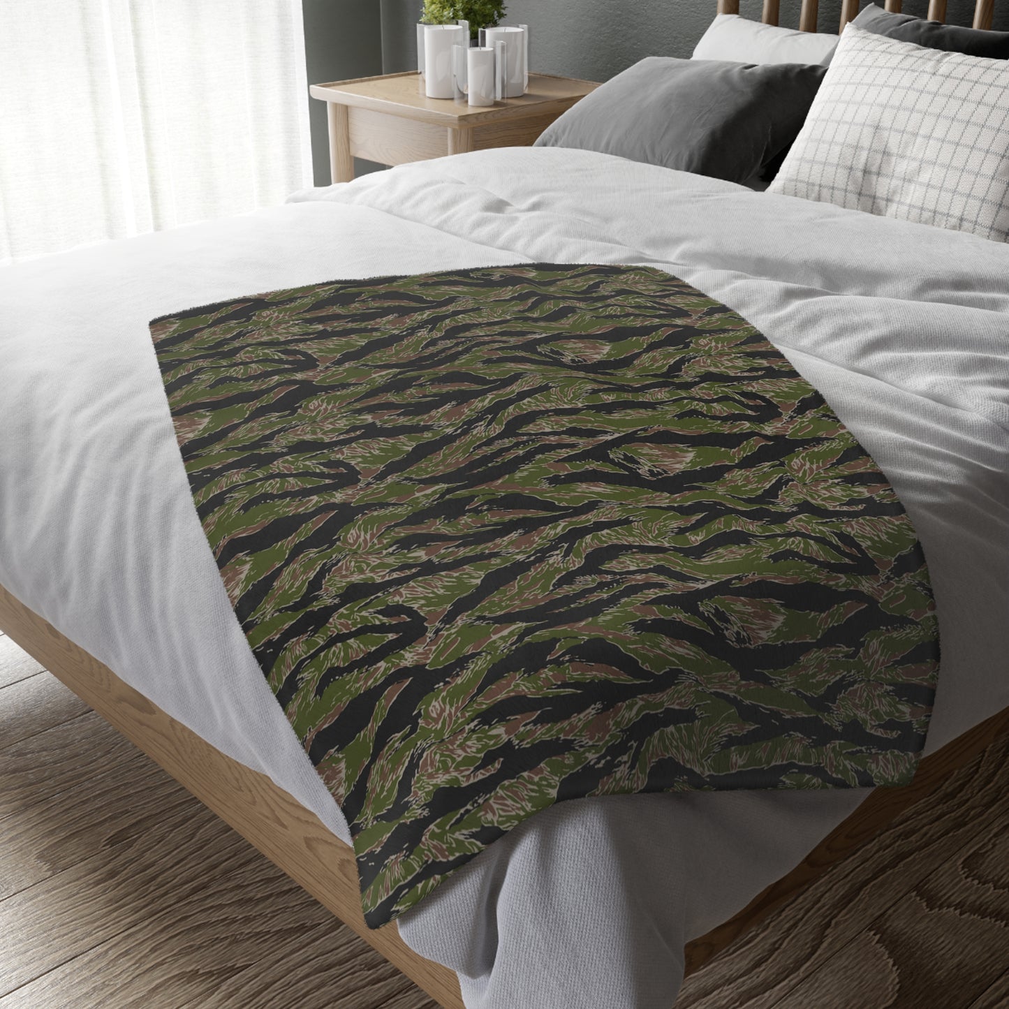Tiger Stripe Jungle CAMO Two-Sided Velveteen Microfiber Blanket