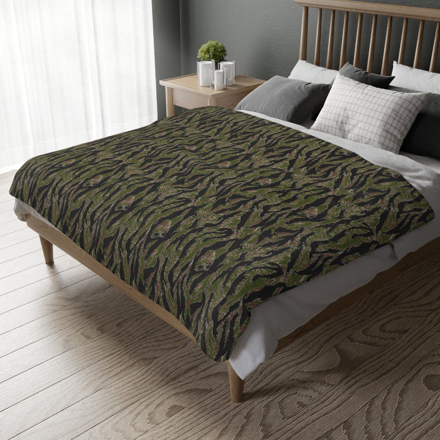 Tiger Stripe Jungle CAMO Two-Sided Velveteen Microfiber Blanket